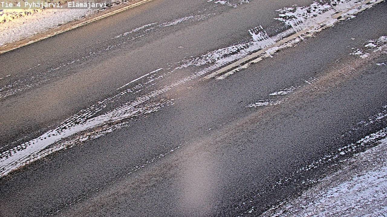 Weather Camera Image Road 4 Pyhäjärvi, Elämäjärvi, Pyhäjärvi, Pohjois-Pohjanmaa