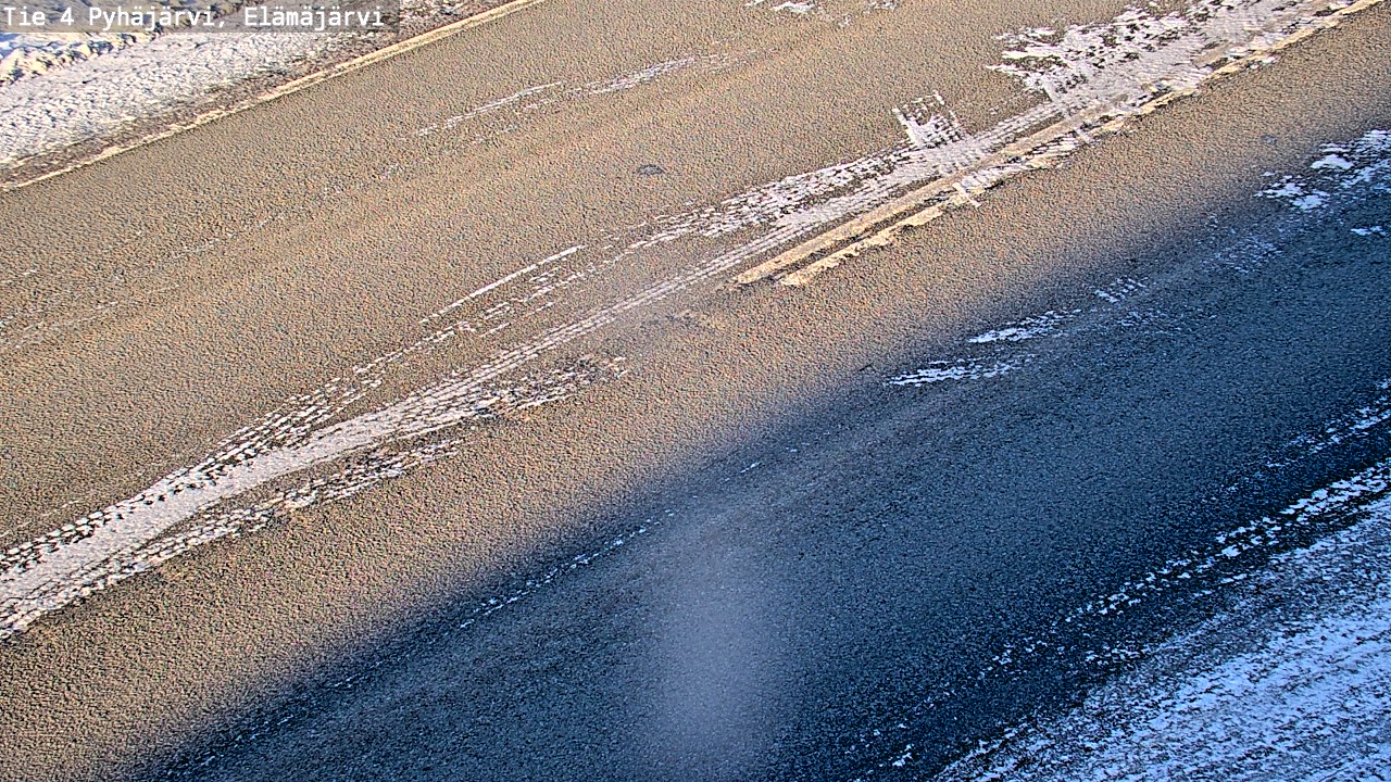 Weather Camera Image Road 4 Pyhäjärvi, Elämäjärvi, Pyhäjärvi, Pohjois-Pohjanmaa
