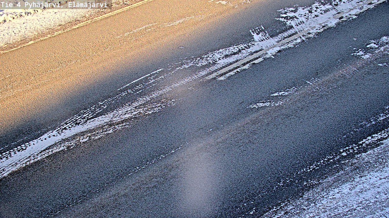 Weather Camera Image Road 4 Pyhäjärvi, Elämäjärvi, Pyhäjärvi, Pohjois-Pohjanmaa