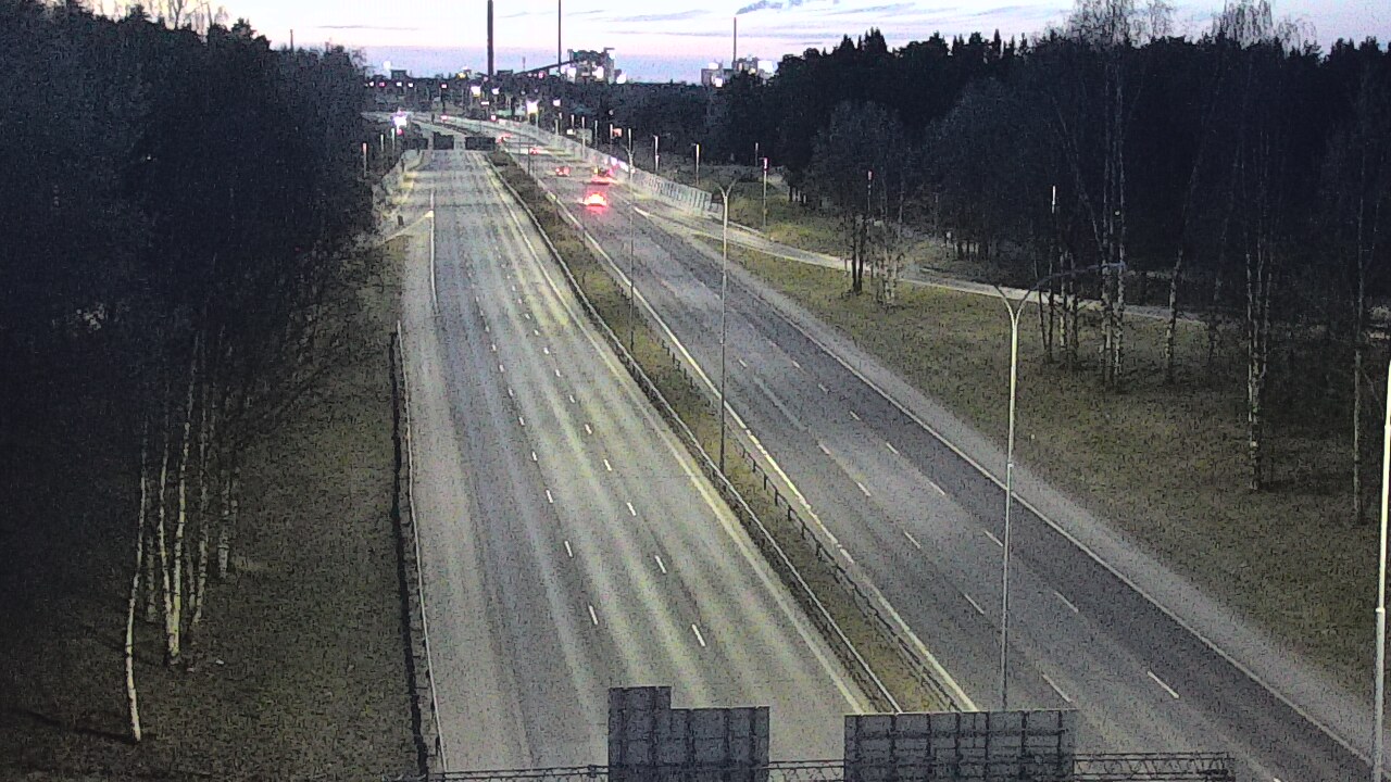 Weather Camera Image Road 4 Oulu, Kontinkangas, Oulu, Pohjois-Pohjanmaa