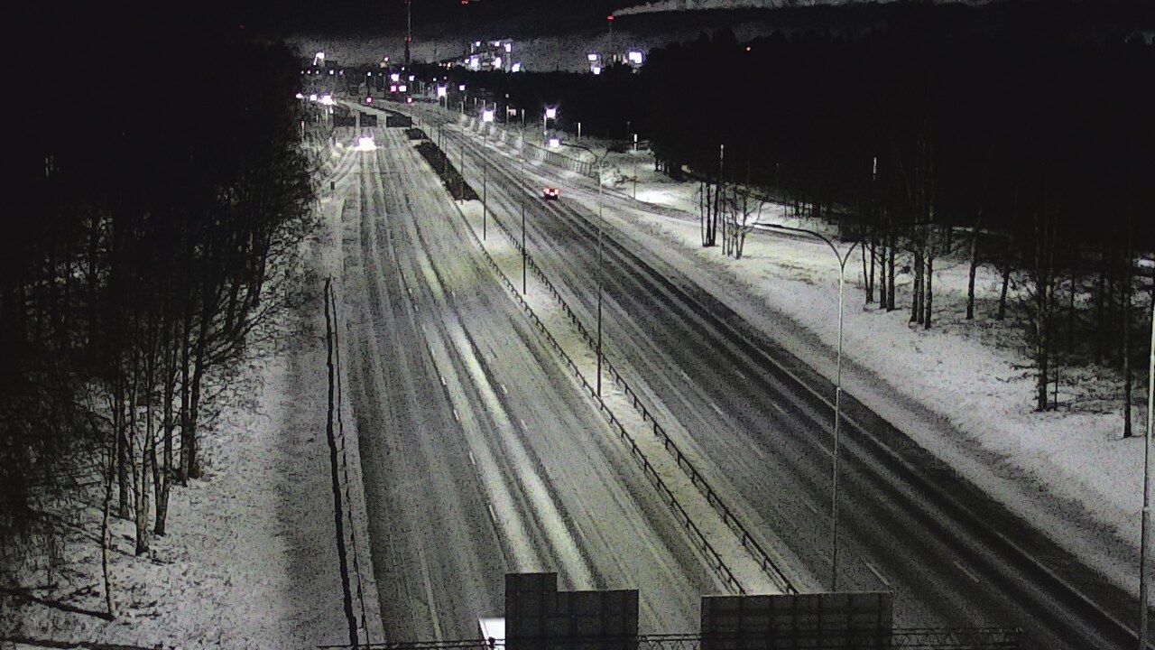 Weather Camera Image Road 4 Oulu, Kontinkangas, Oulu, Pohjois-Pohjanmaa