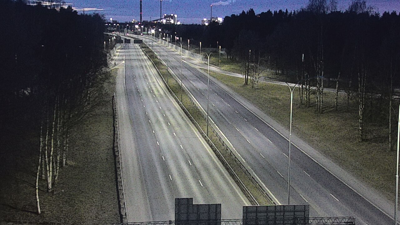 Weather Camera Image Road 4 Oulu, Kontinkangas, Oulu, Pohjois-Pohjanmaa
