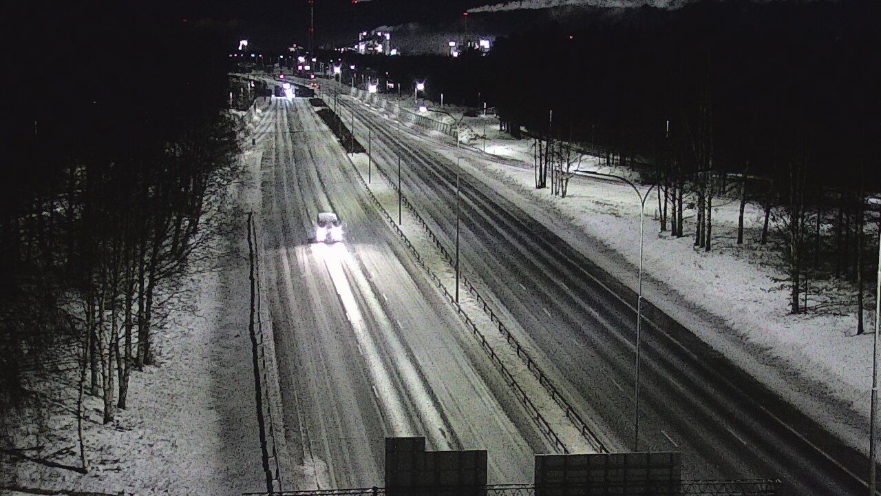 Weather Camera Image Road 4 Oulu, Kontinkangas, Oulu, Pohjois-Pohjanmaa