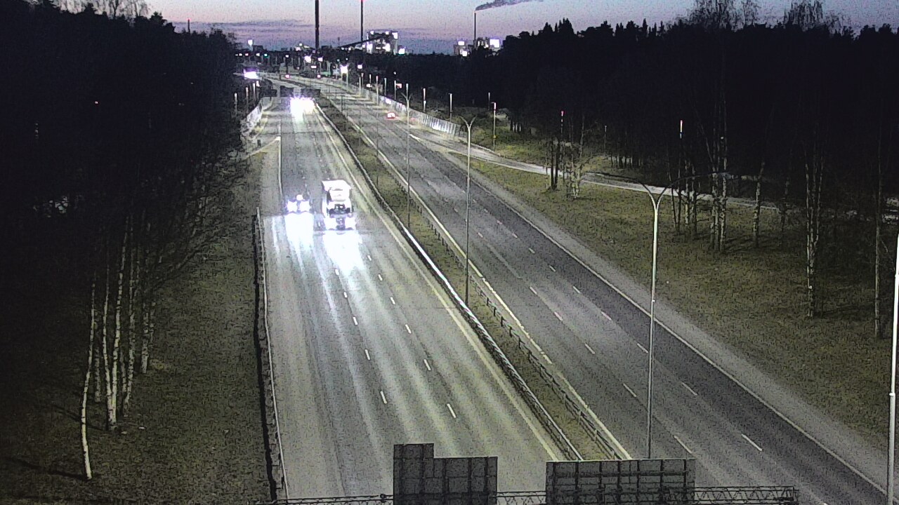 Weather Camera Image Road 4 Oulu, Kontinkangas, Oulu, Pohjois-Pohjanmaa