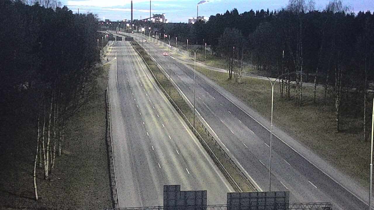 Weather Camera Image Road 4 Oulu, Kontinkangas, Oulu, Pohjois-Pohjanmaa