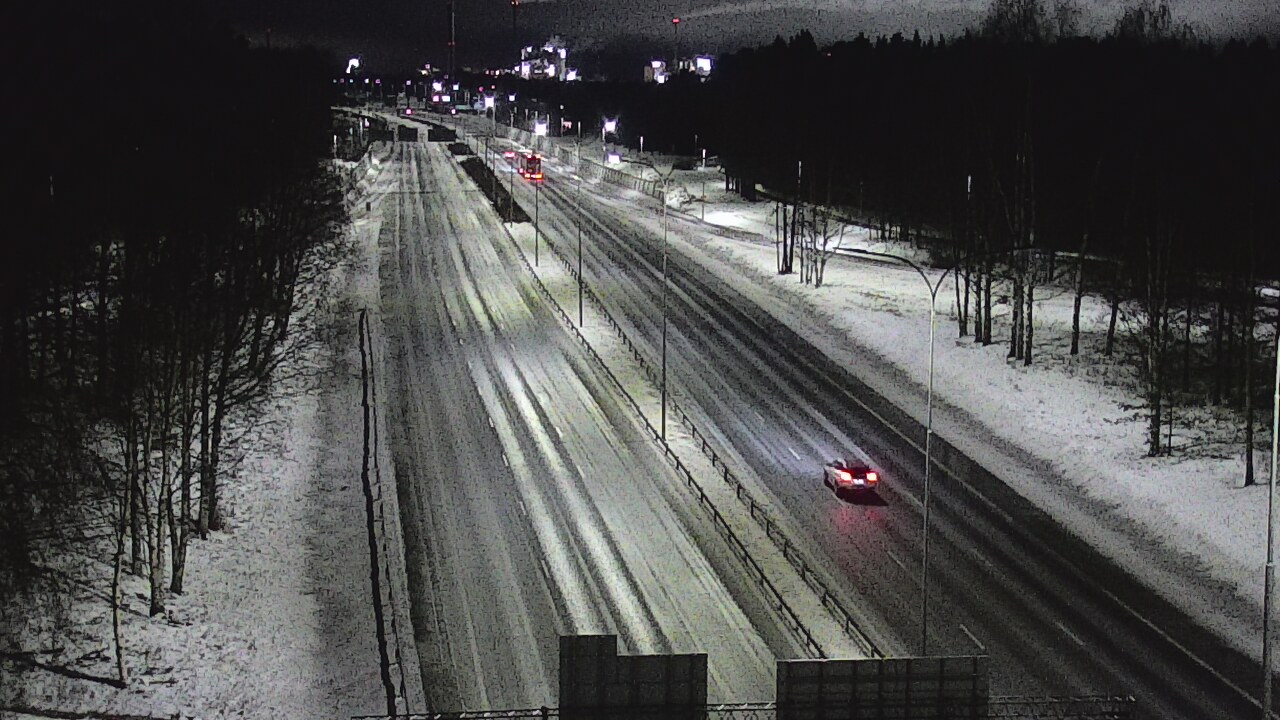 Weather Camera Image Road 4 Oulu, Kontinkangas, Oulu, Pohjois-Pohjanmaa