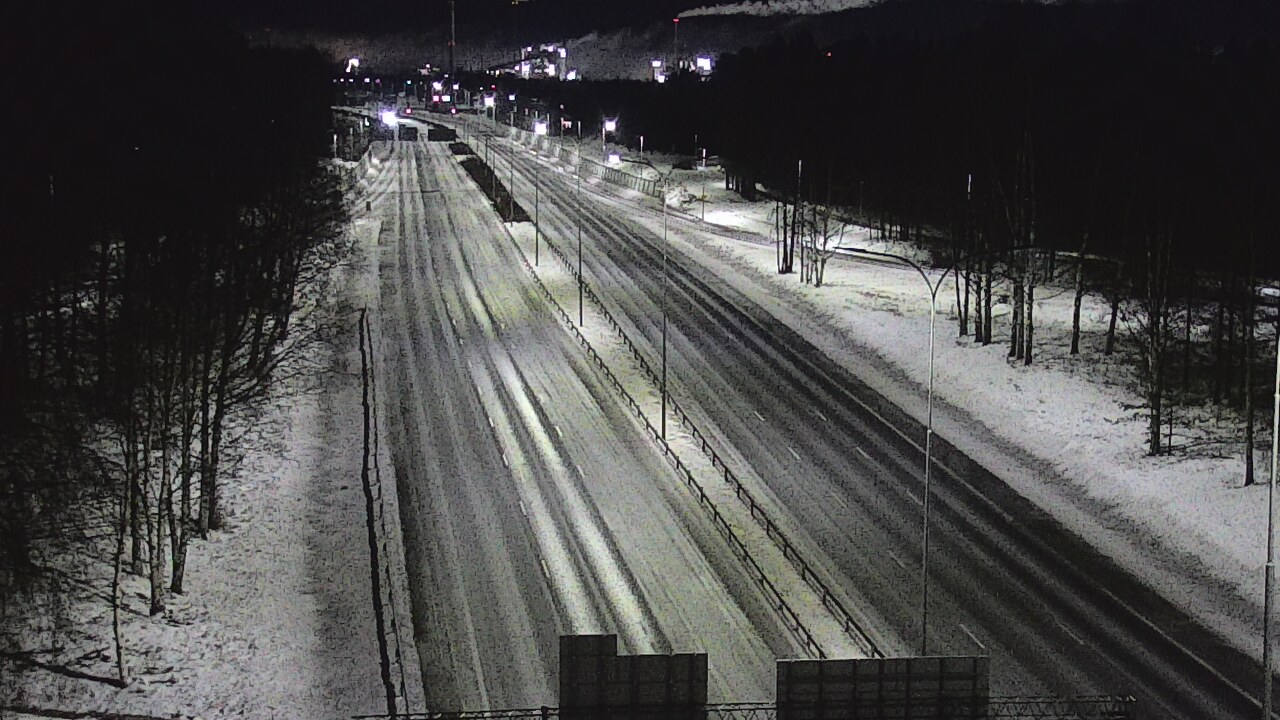 Weather Camera Image Road 4 Oulu, Kontinkangas, Oulu, Pohjois-Pohjanmaa