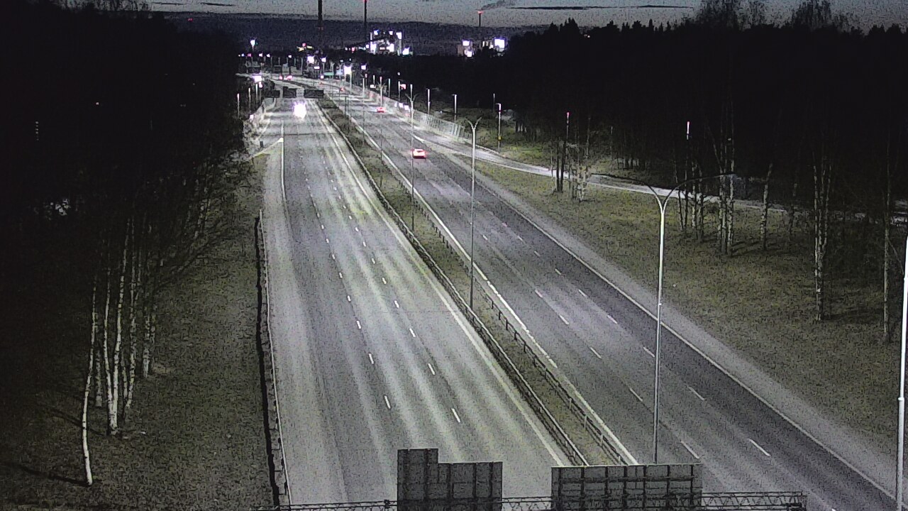 Weather Camera Image Road 4 Oulu, Kontinkangas, Oulu, Pohjois-Pohjanmaa