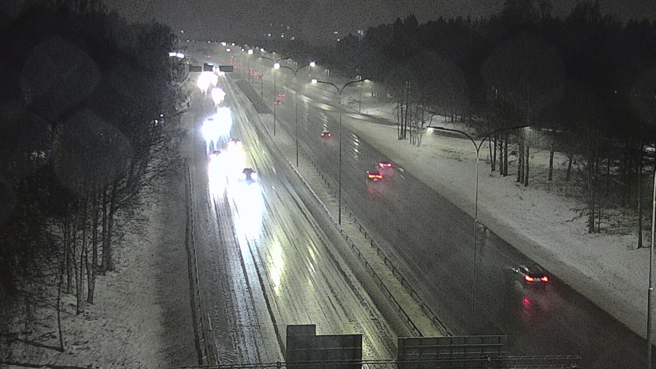 Weather Camera Image Road 4 Oulu, Kontinkangas, Oulu, Pohjois-Pohjanmaa