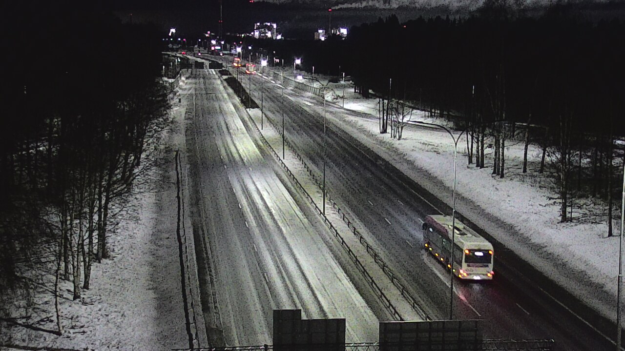 Weather Camera Image Road 4 Oulu, Kontinkangas, Oulu, Pohjois-Pohjanmaa