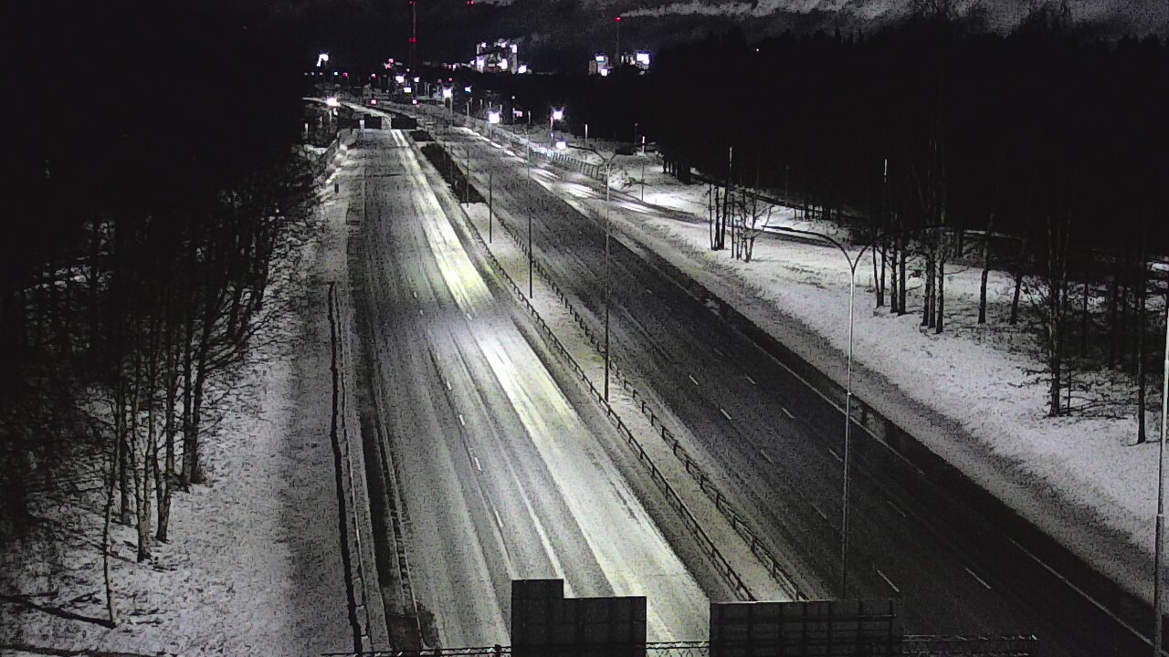 Weather Camera Image Road 4 Oulu, Kontinkangas, Oulu, Pohjois-Pohjanmaa