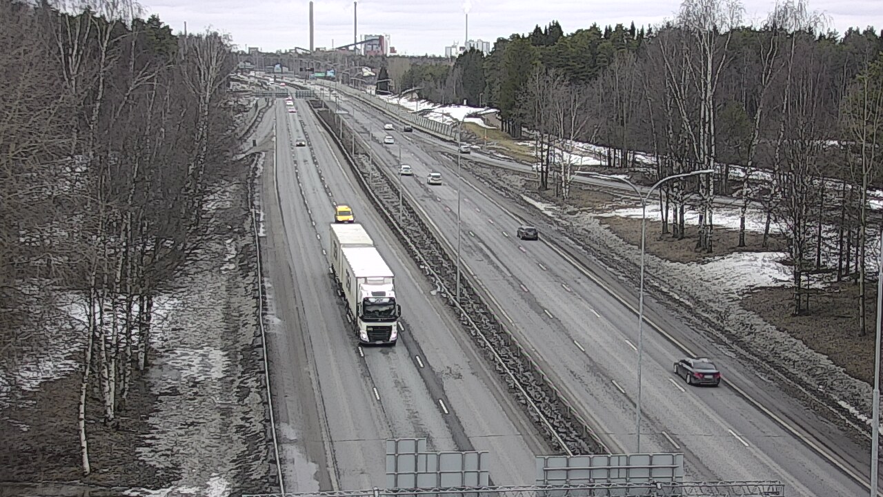Weather Camera Image Road 4 Oulu, Kontinkangas, Oulu, Pohjois-Pohjanmaa