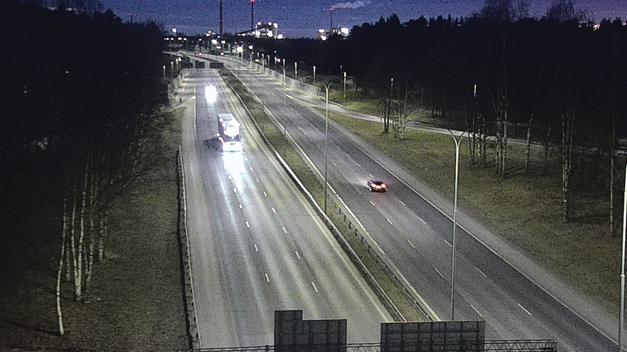 Weather Camera Image Road 4 Oulu, Kontinkangas, Oulu, Pohjois-Pohjanmaa
