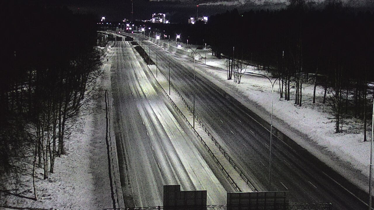 Weather Camera Image Road 4 Oulu, Kontinkangas, Oulu, Pohjois-Pohjanmaa