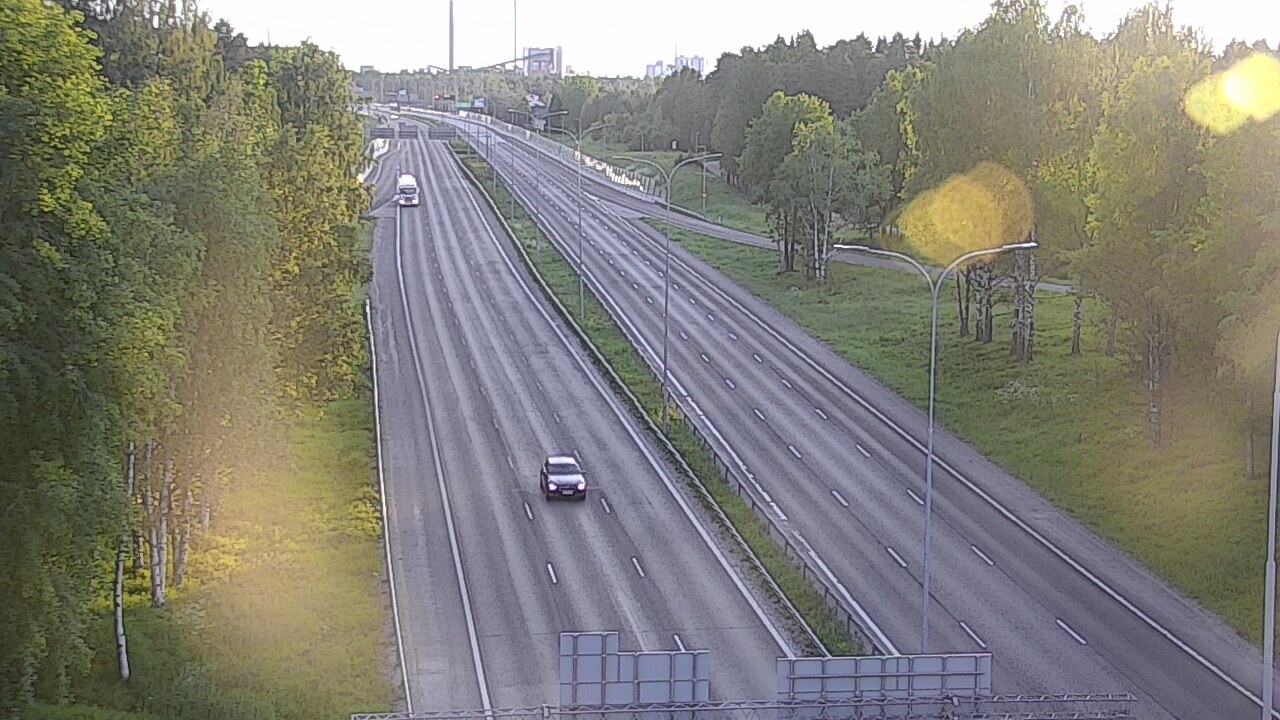Weather Camera Image Road 4 Oulu, Kontinkangas, Oulu, Pohjois-Pohjanmaa