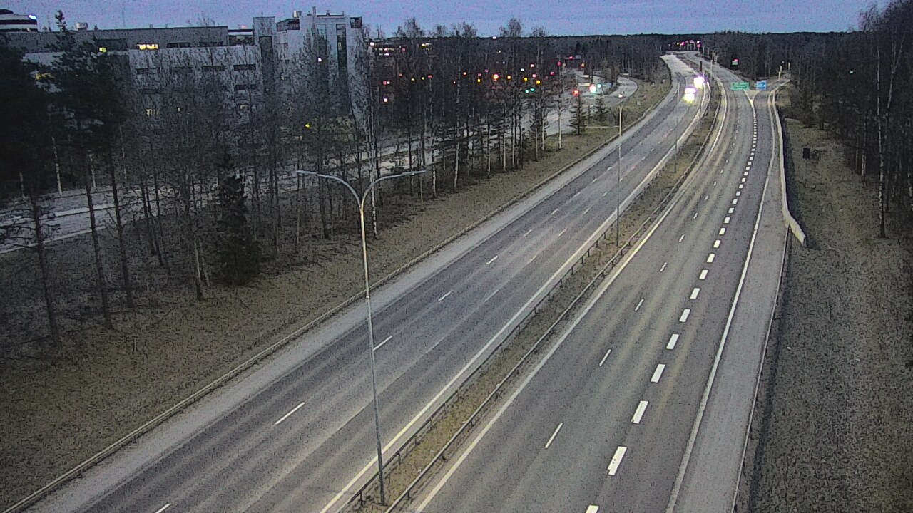 Weather Camera Image Road 4 Oulu, Kontinkangas, Oulu, Pohjois-Pohjanmaa