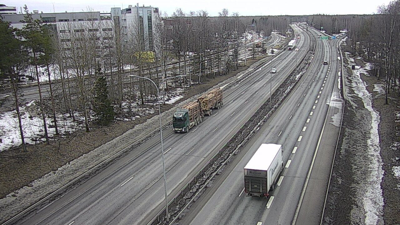 Weather Camera Image Road 4 Oulu, Kontinkangas, Oulu, Pohjois-Pohjanmaa