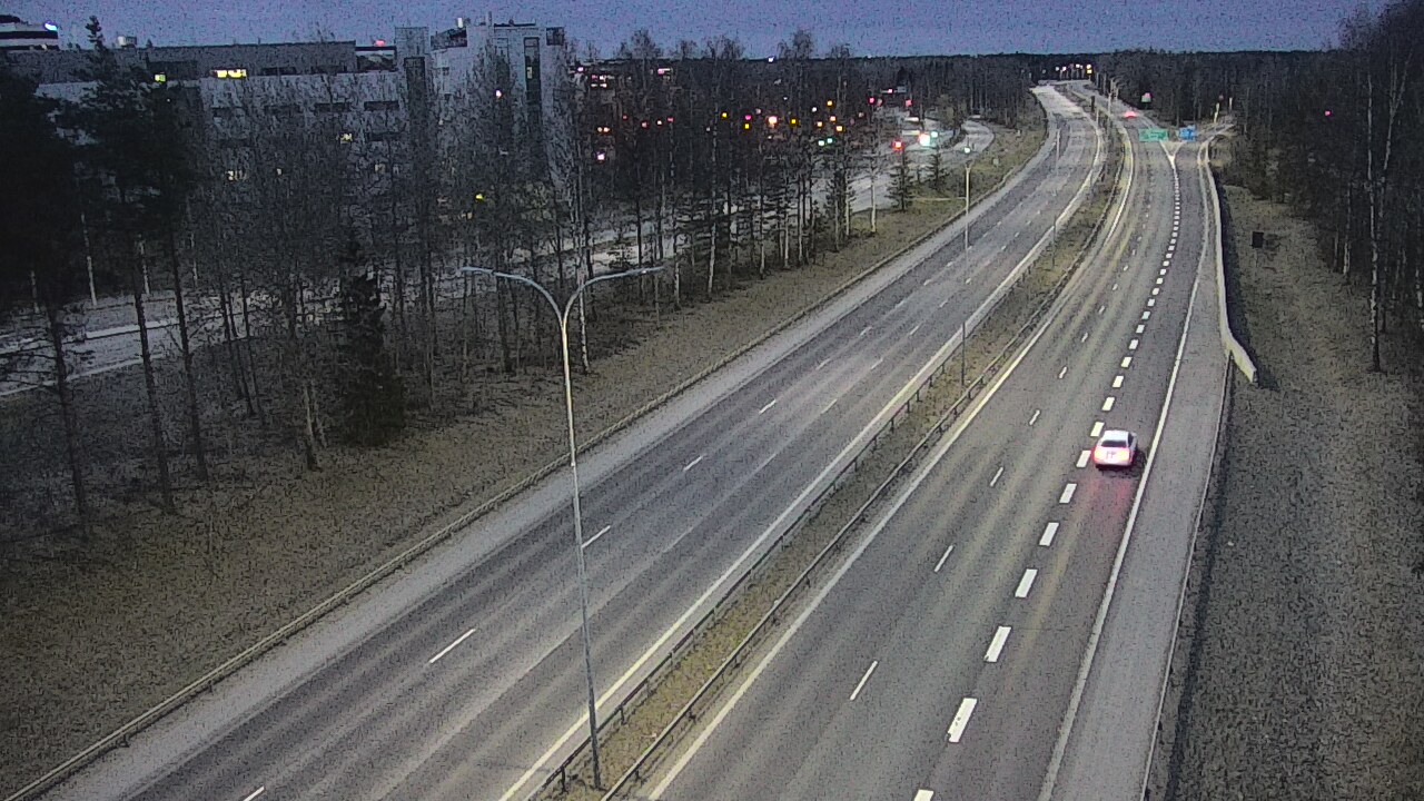 Weather Camera Image Road 4 Oulu, Kontinkangas, Oulu, Pohjois-Pohjanmaa