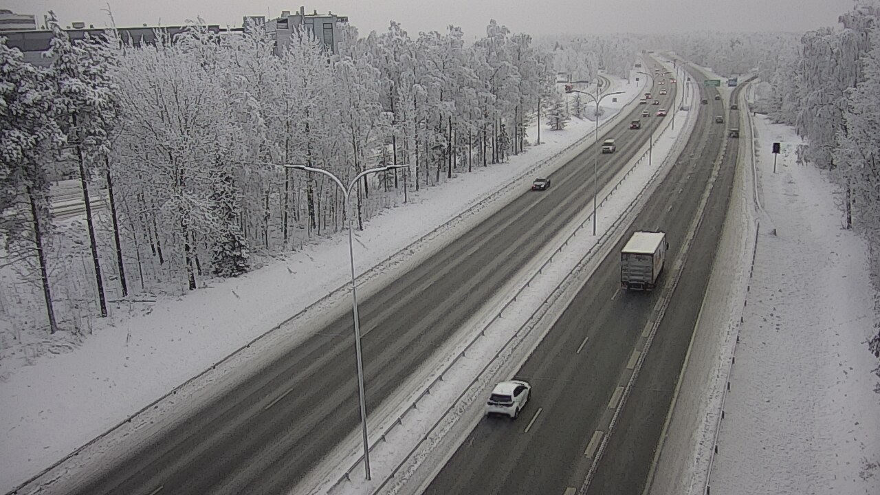 Weather Camera Image Road 4 Oulu, Kontinkangas, Oulu, Pohjois-Pohjanmaa