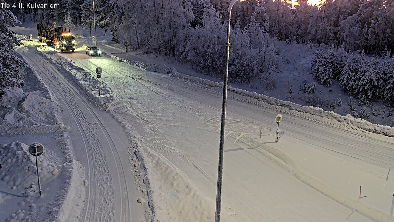 Weather Camera Image Väg 4 Ii, Kuivaniemi, Ii, Pohjois-Pohjanmaa