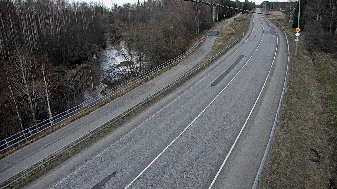 Weather Camera Image Road 4 Liminka, Alatemmes, Liminka, Pohjois-Pohjanmaa