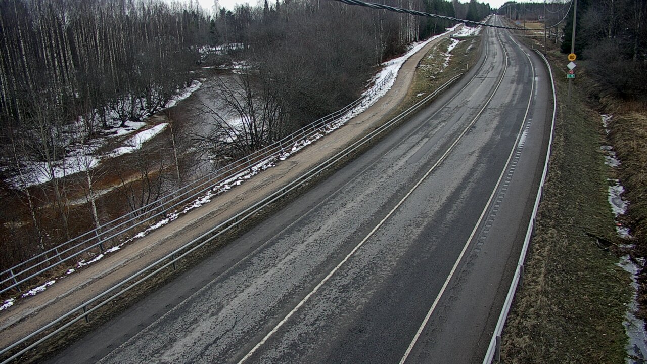 Weather Camera Image Road 4 Liminka, Alatemmes, Liminka, Pohjois-Pohjanmaa