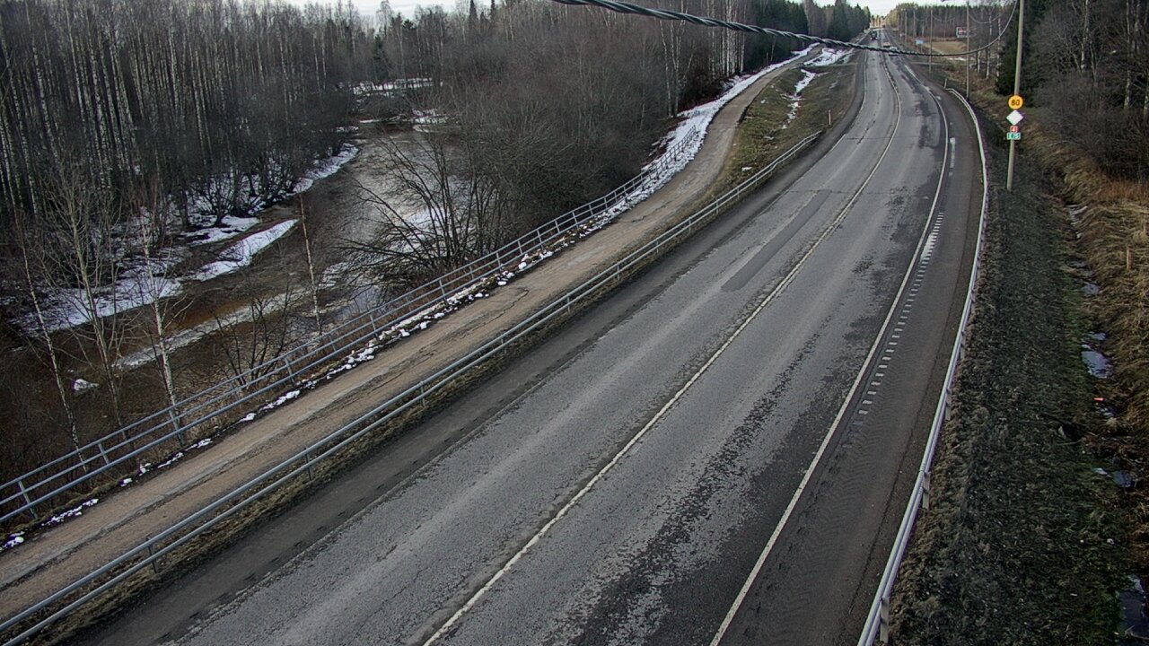 Weather Camera Image Väg 4 Liminka, Alatemmes, Liminka, Pohjois-Pohjanmaa