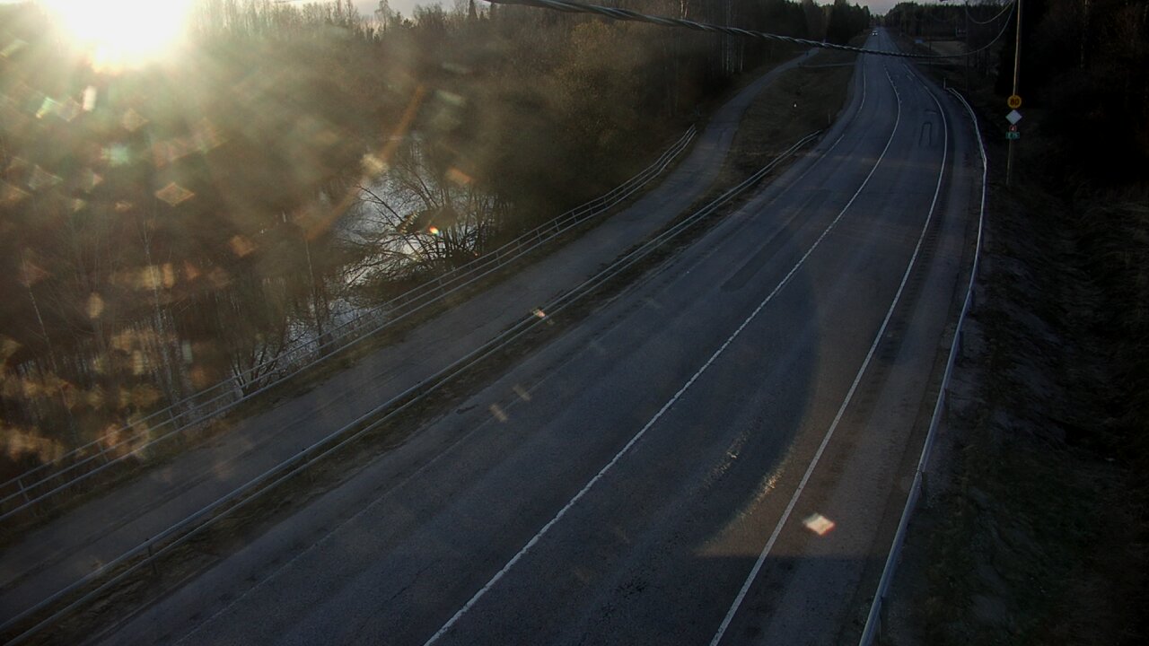 Kelikamerat Kuva Tie 4 Liminka, Alatemmes, Liminka, Pohjois-Pohjanmaa