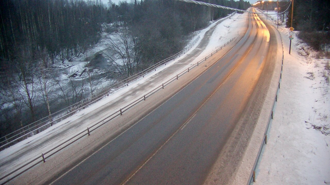 Weather Camera Image Road 4 Liminka, Alatemmes, Liminka, Pohjois-Pohjanmaa