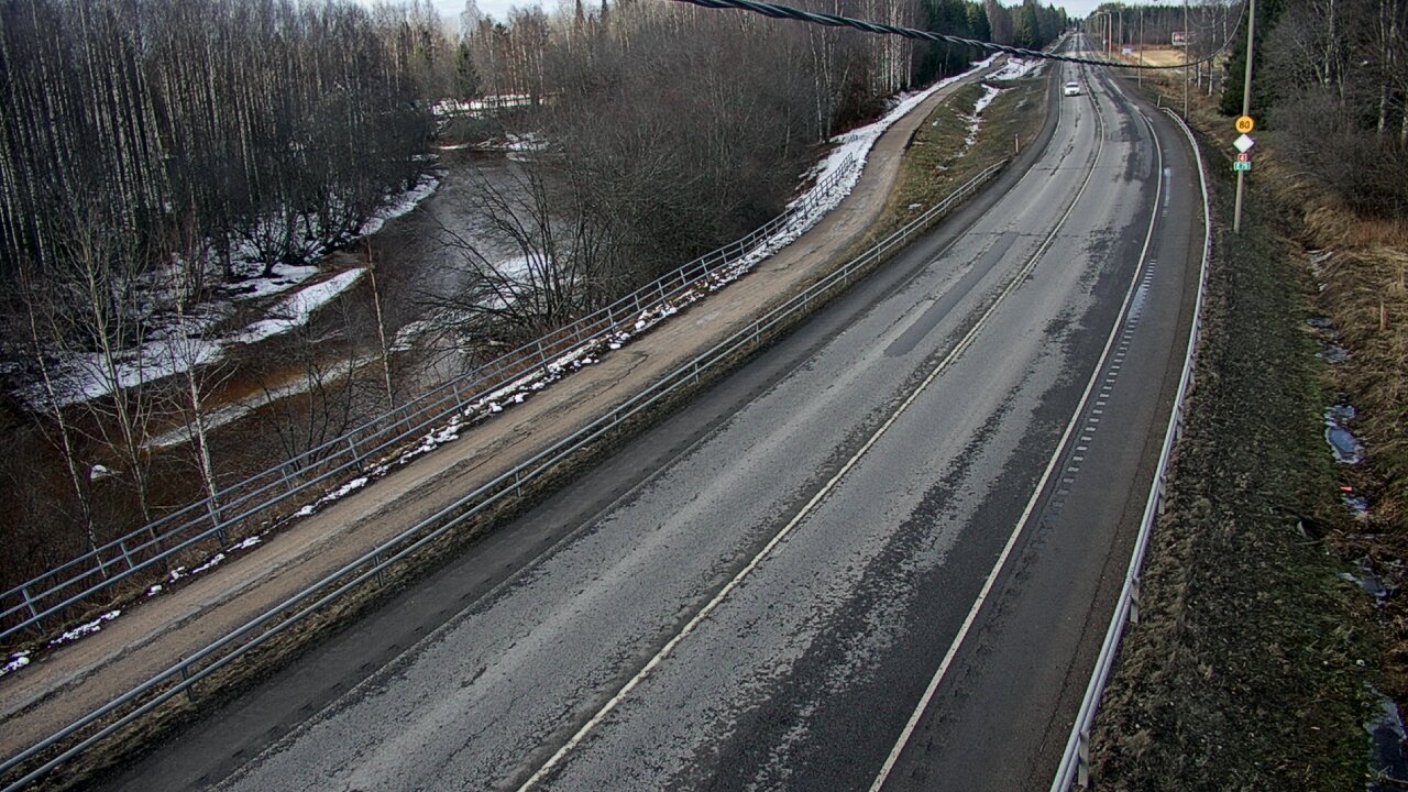 Weather Camera Image Road 4 Liminka, Alatemmes, Liminka, Pohjois-Pohjanmaa