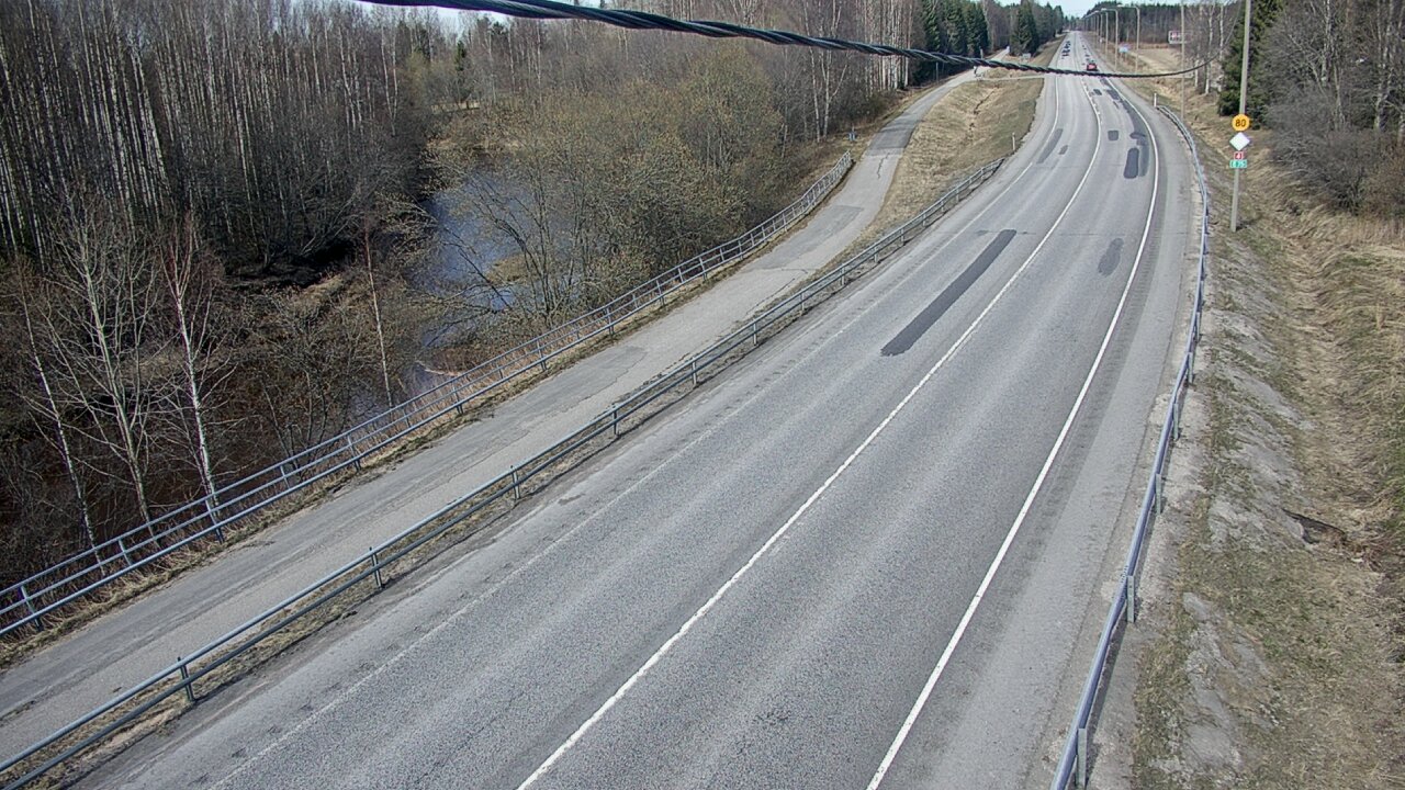 Weather Camera Image Road 4 Liminka, Alatemmes, Liminka, Pohjois-Pohjanmaa