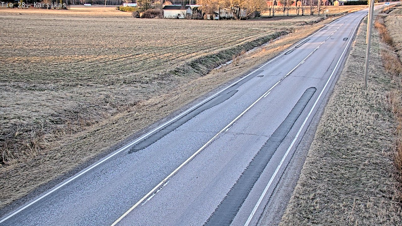 Weather Camera Image Väg 28 Haapavesi, Karsikas, Haapavesi, Pohjois-Pohjanmaa