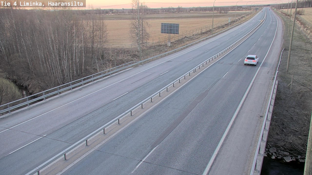 Weather Camera Image Road 4 Liminka, Haaransilta, Liminka, Pohjois-Pohjanmaa
