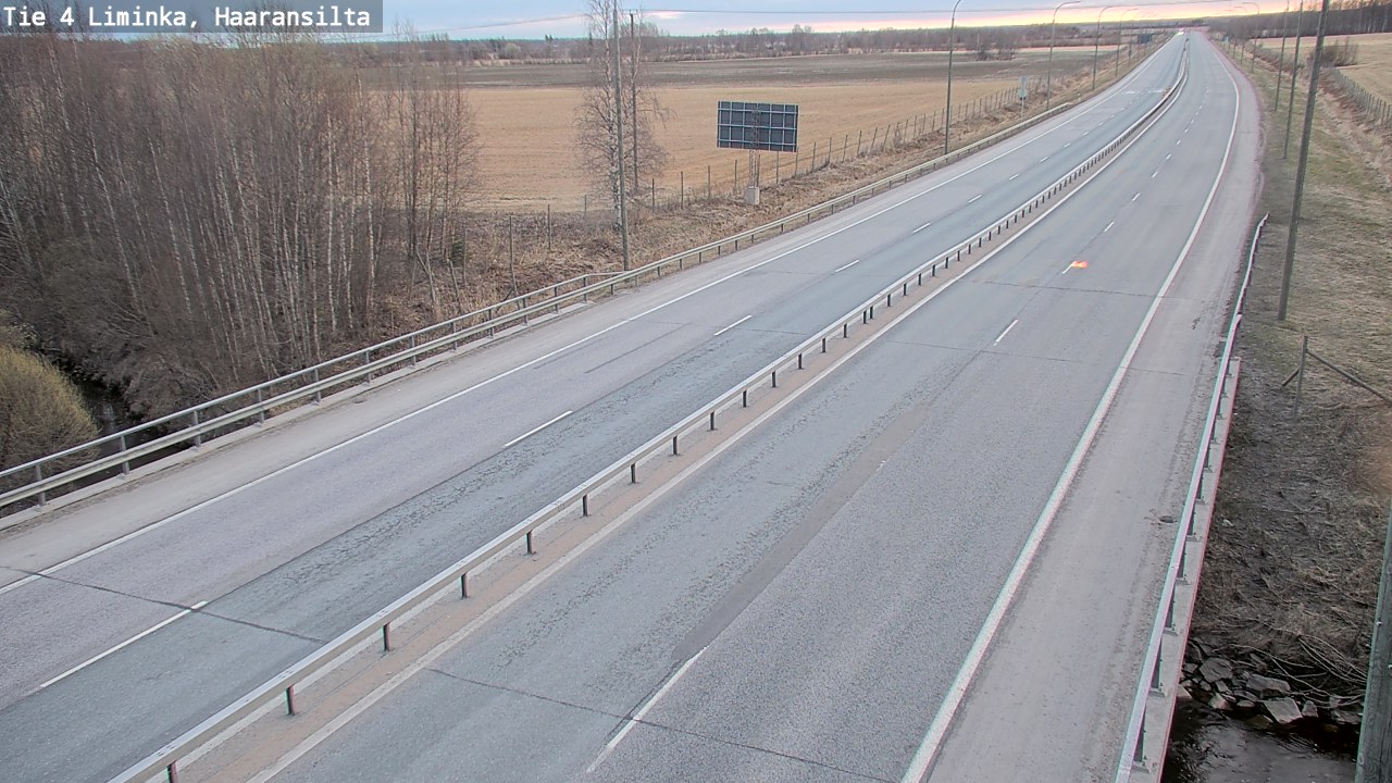 Weather Camera Image Road 4 Liminka, Haaransilta, Liminka, Pohjois-Pohjanmaa