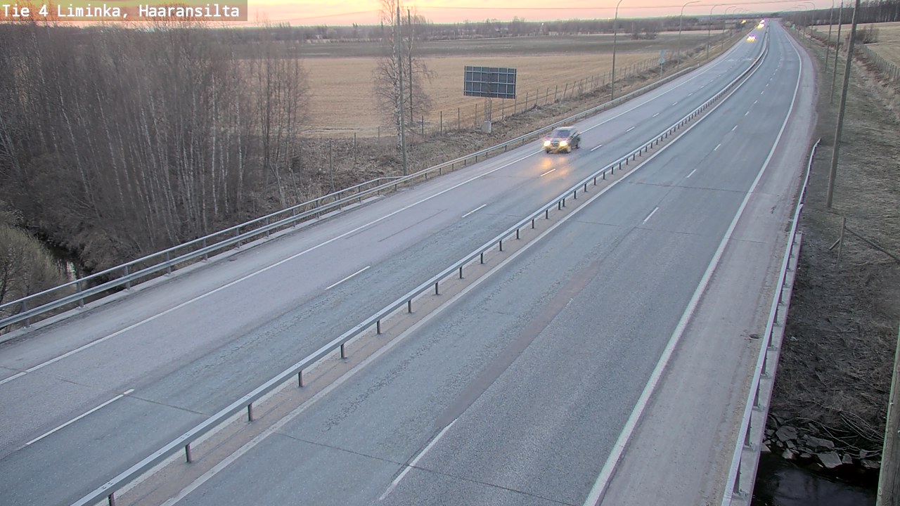 Weather Camera Image Road 4 Liminka, Haaransilta, Liminka, Pohjois-Pohjanmaa