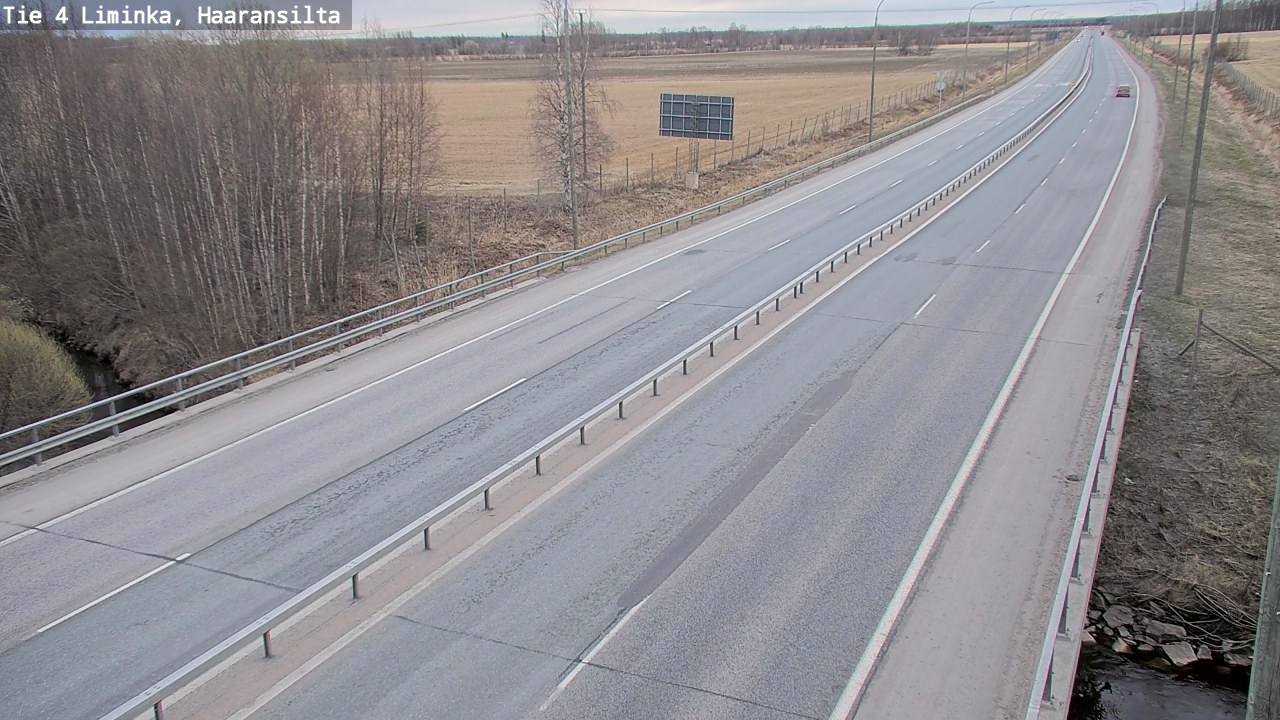Weather Camera Image Road 4 Liminka, Haaransilta, Liminka, Pohjois-Pohjanmaa