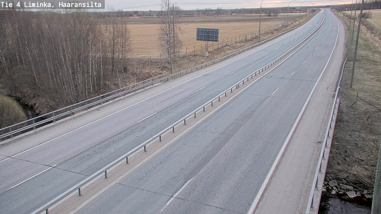 Weather Camera Image Road 4 Liminka, Haaransilta, Liminka, Pohjois-Pohjanmaa