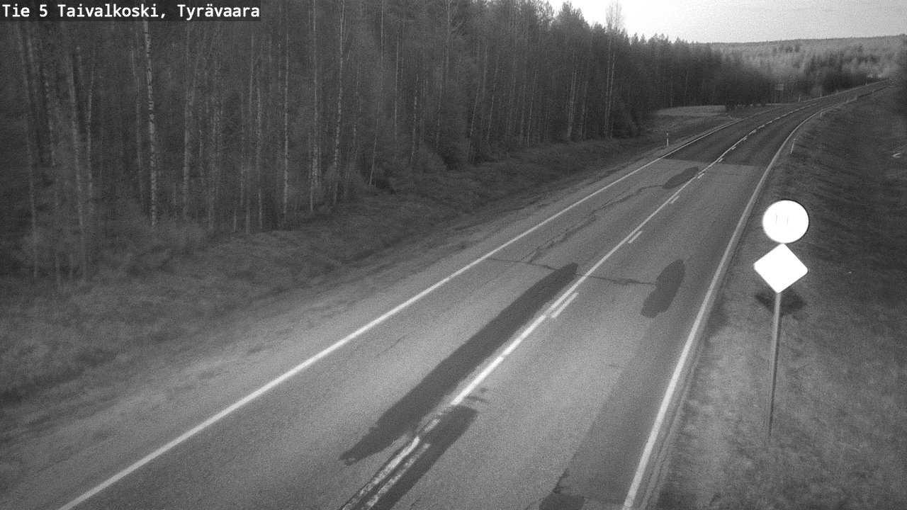 Weather Camera Image Road 5 Taivalkoski, Tyrävaara, Taivalkoski, Pohjois-Pohjanmaa