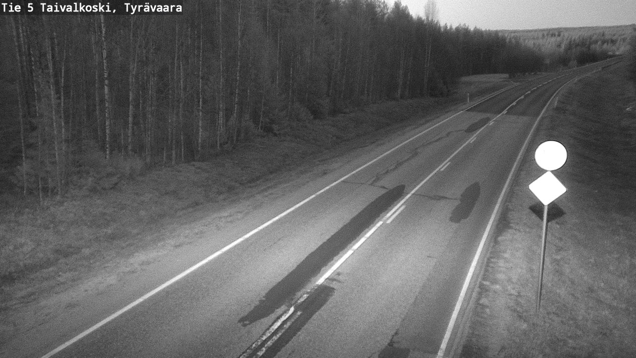 Weather Camera Image Road 5 Taivalkoski, Tyrävaara, Taivalkoski, Pohjois-Pohjanmaa