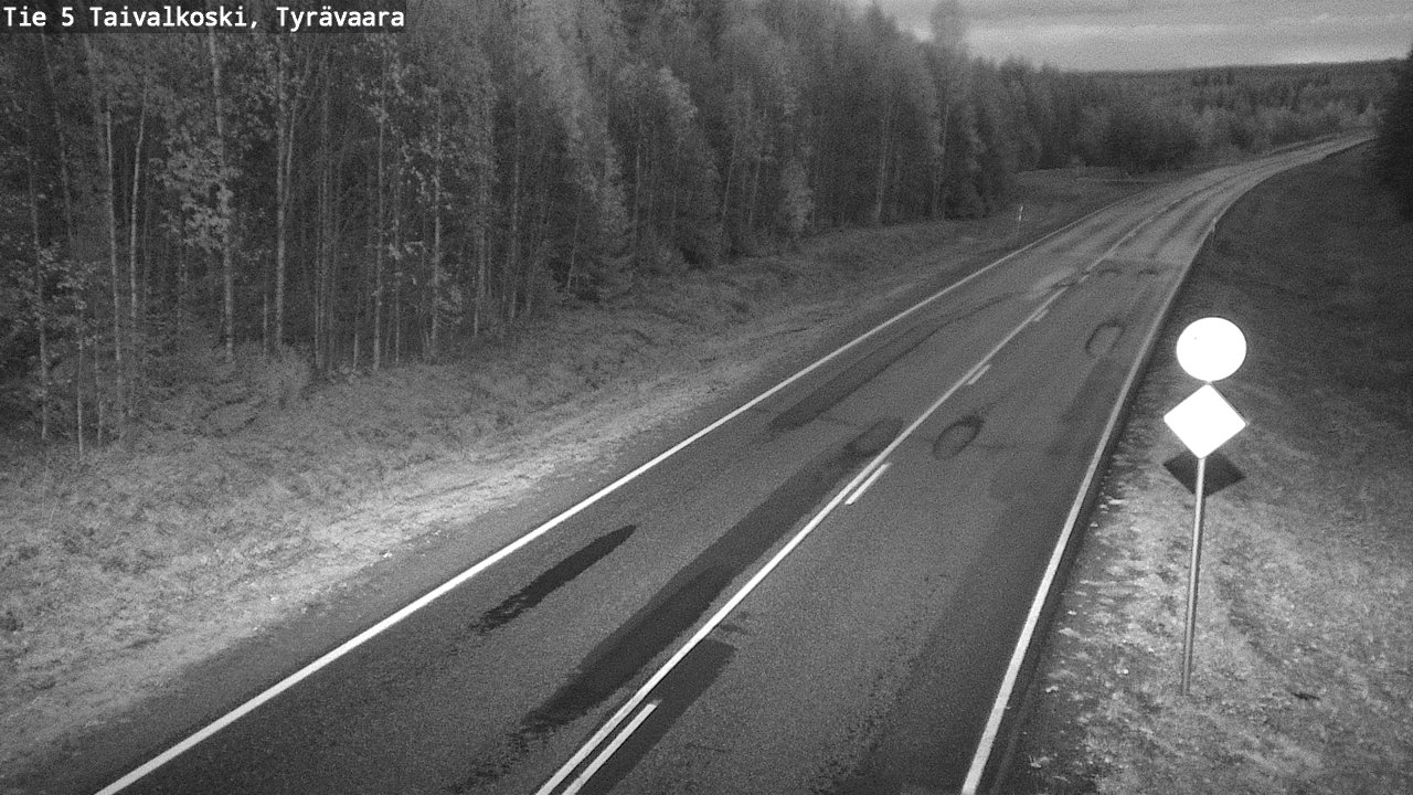 Weather Camera Image Road 5 Taivalkoski, Tyrävaara, Taivalkoski, Pohjois-Pohjanmaa