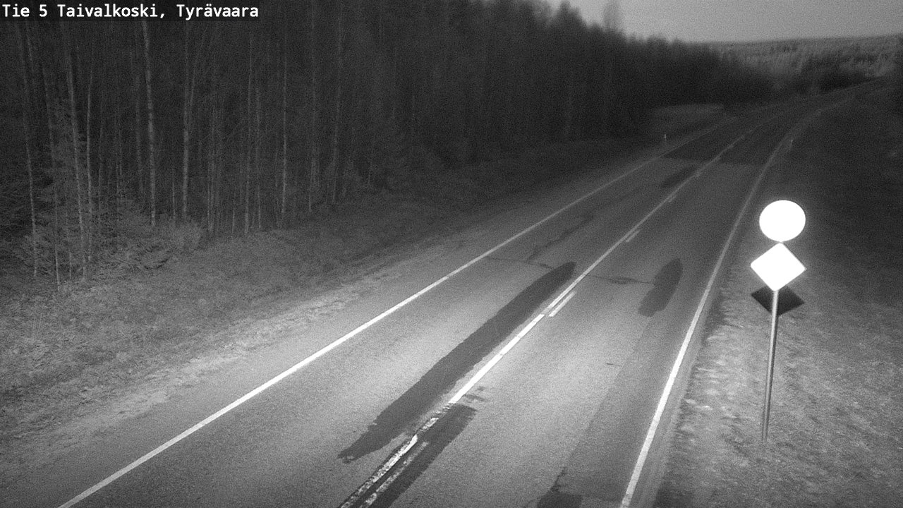 Weather Camera Image Road 5 Taivalkoski, Tyrävaara, Taivalkoski, Pohjois-Pohjanmaa