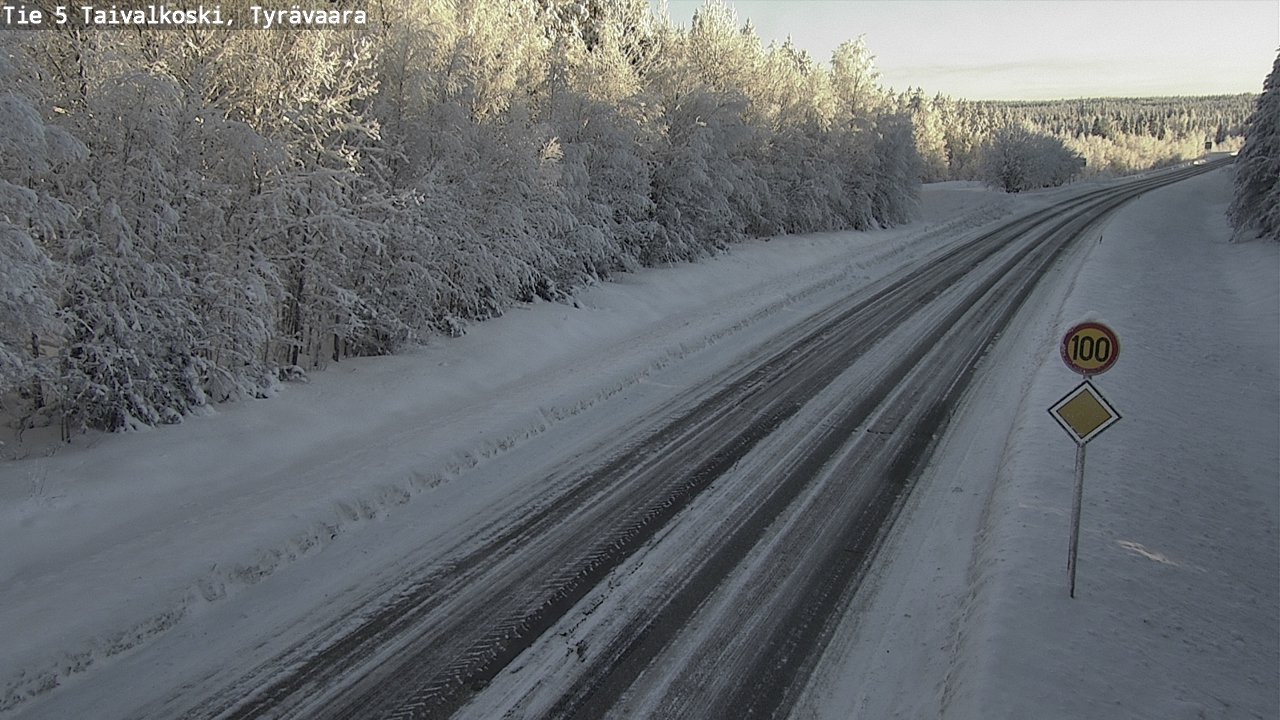 Weather Camera Image Road 5 Taivalkoski, Tyrävaara, Taivalkoski, Pohjois-Pohjanmaa
