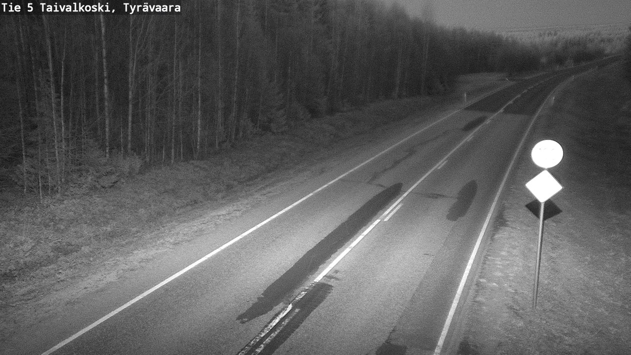 Weather Camera Image Road 5 Taivalkoski, Tyrävaara, Taivalkoski, Pohjois-Pohjanmaa