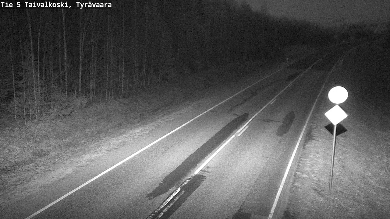 Weather Camera Image Road 5 Taivalkoski, Tyrävaara, Taivalkoski, Pohjois-Pohjanmaa
