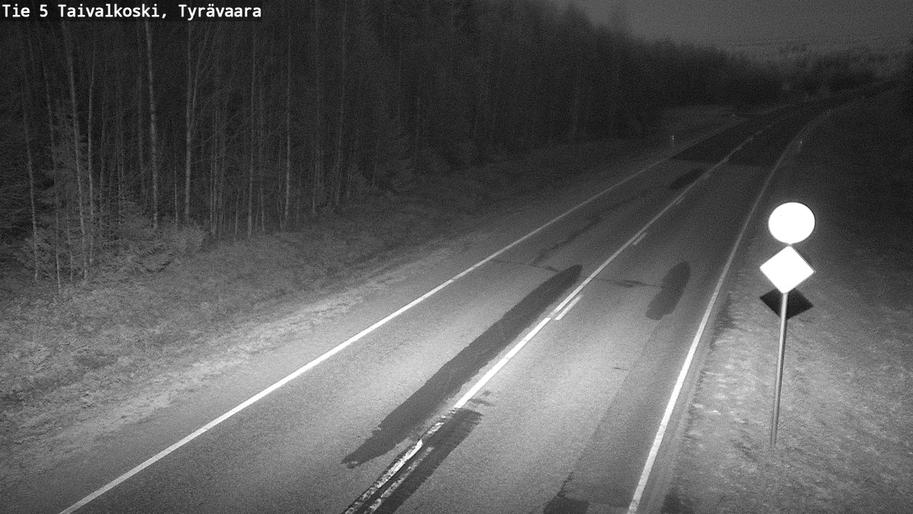 Weather Camera Image Road 5 Taivalkoski, Tyrävaara, Taivalkoski, Pohjois-Pohjanmaa