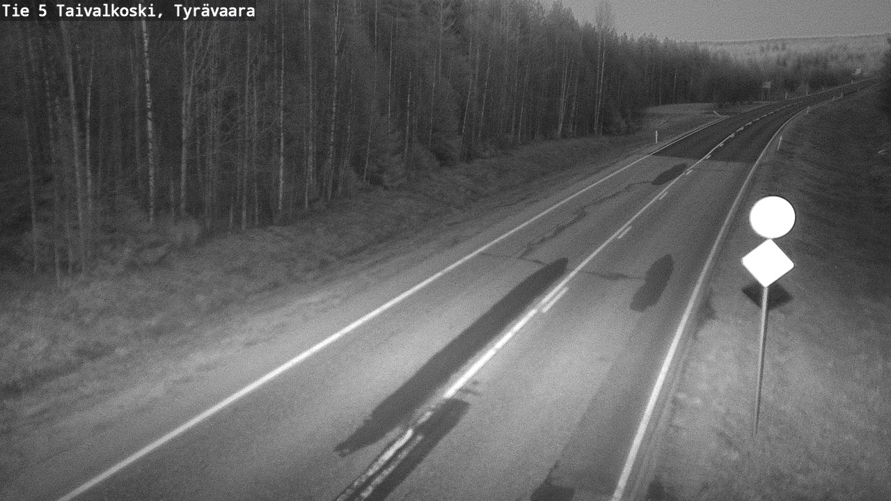 Weather Camera Image Road 5 Taivalkoski, Tyrävaara, Taivalkoski, Pohjois-Pohjanmaa