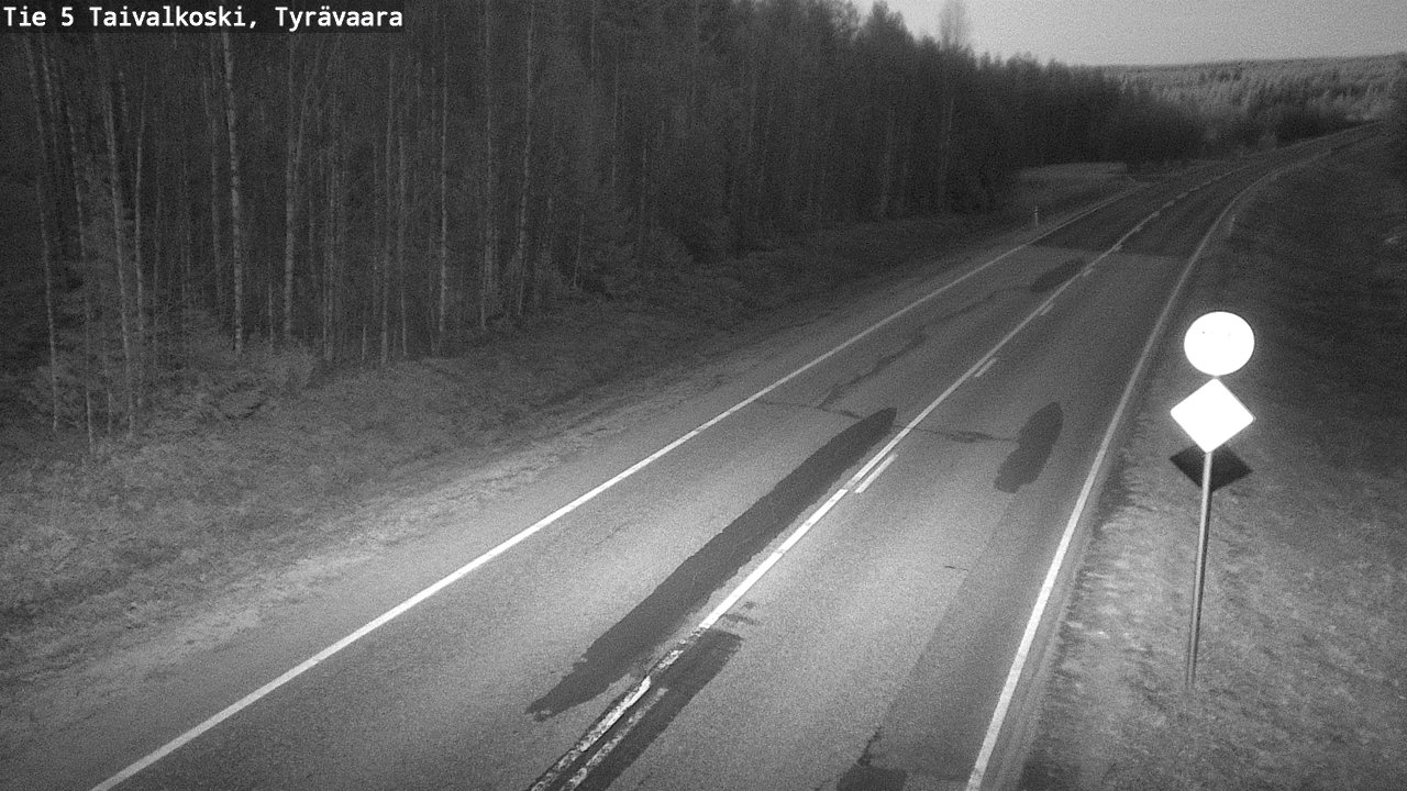 Weather Camera Image Road 5 Taivalkoski, Tyrävaara, Taivalkoski, Pohjois-Pohjanmaa