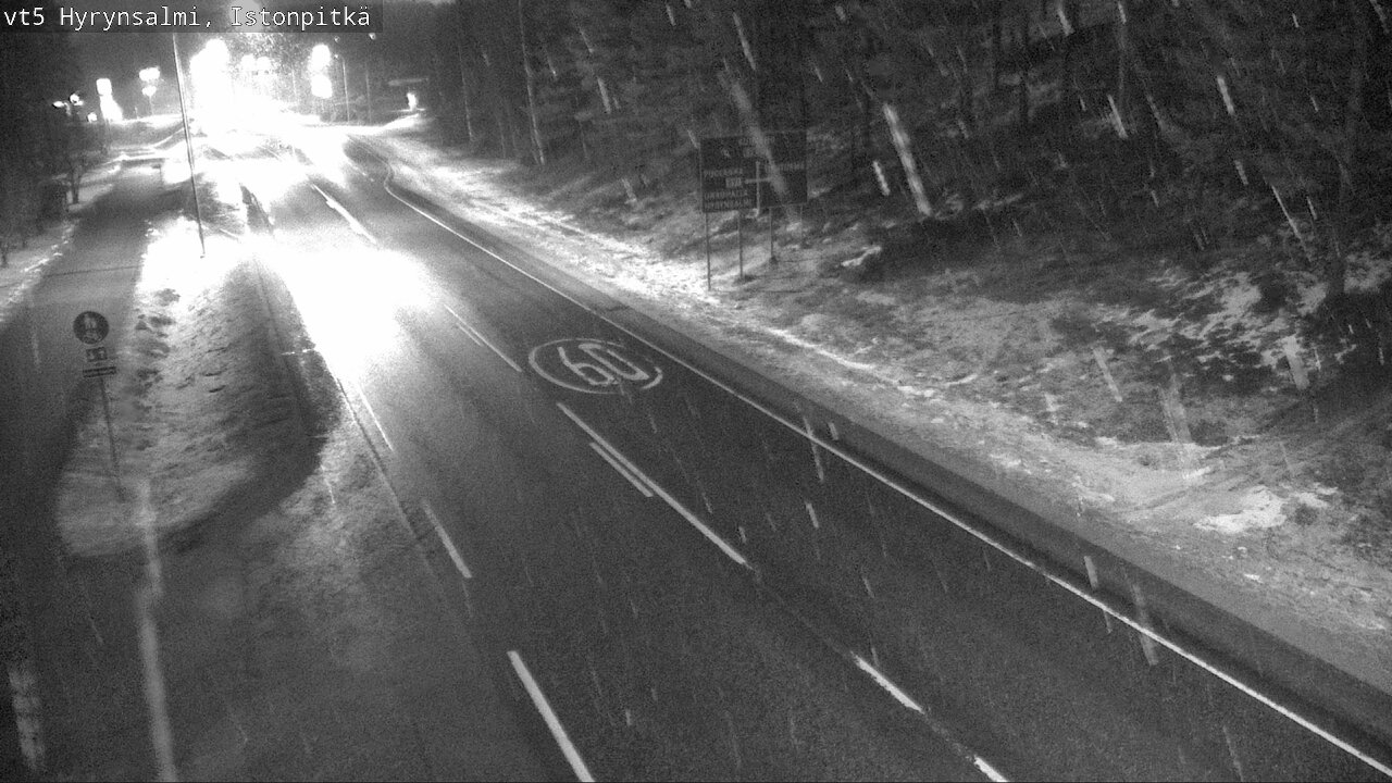 Weather Camera Image Väg 5 Hyrynsalmi, Istonpitkä, Hyrynsalmi, Kainuu