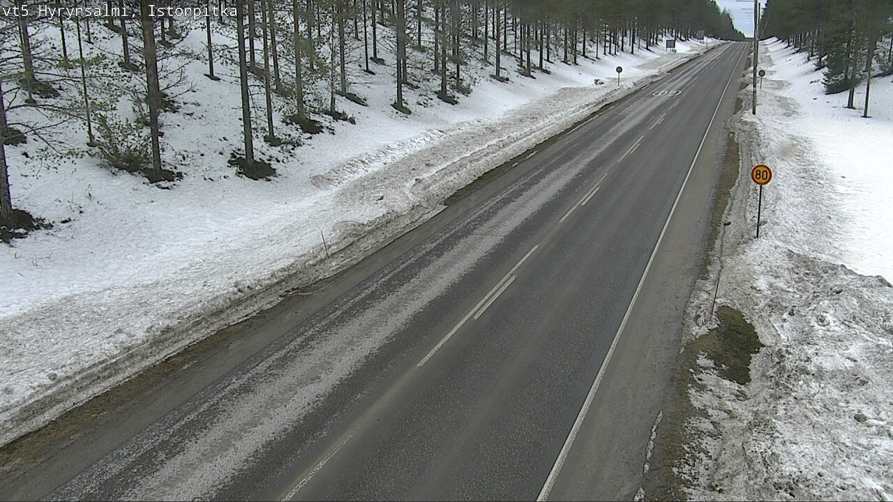 Weather Camera Image Väg 5 Hyrynsalmi, Istonpitkä, Hyrynsalmi, Kainuu