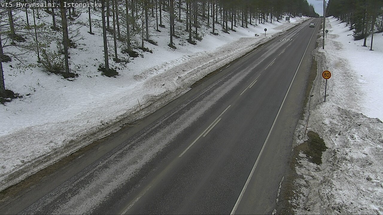 Weather Camera Image Väg 5 Hyrynsalmi, Istonpitkä, Hyrynsalmi, Kainuu